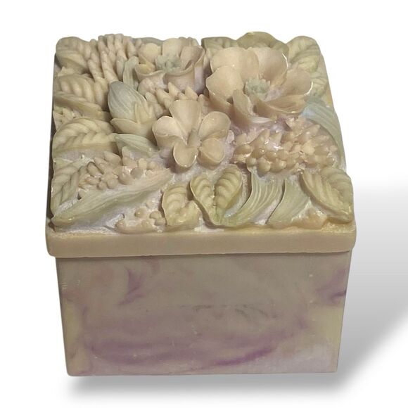 VINTAGE Floral Top Mini Small Trinket Jewelry Pill Box Miniature Carved Lid - Picture 2 of 10